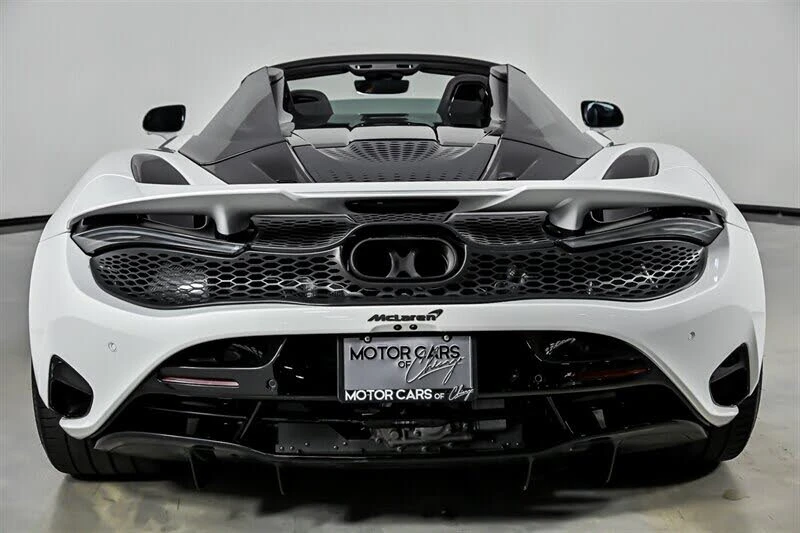 2025 McLaren 750S Spider - Image 13 of 31