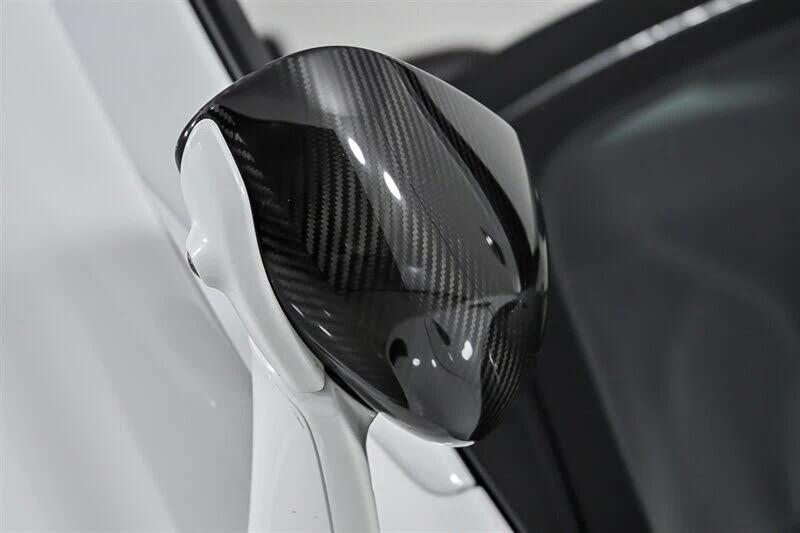 2025 McLaren 750S Spider - Image 6 of 31