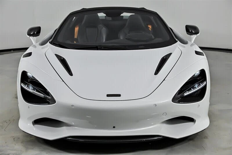 2025 McLaren 750S Spider - Image 7 of 31