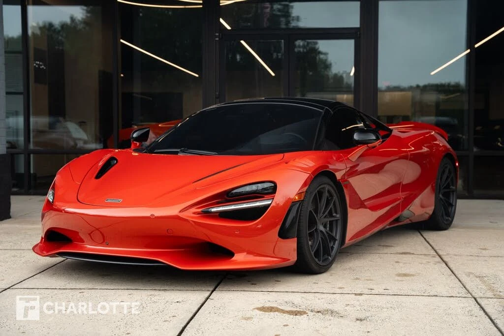 2025 McLaren 750S Spider - Image 7 of 31