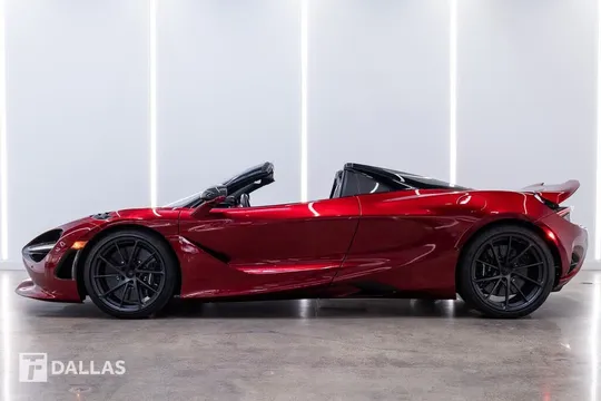 2025 McLaren 750S Spider