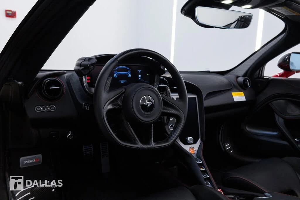 2025 McLaren 750S Spider - Image 4 of 4
