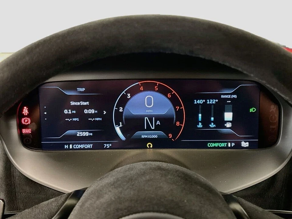 2025 McLaren 750S Spider - Image 10 of 29