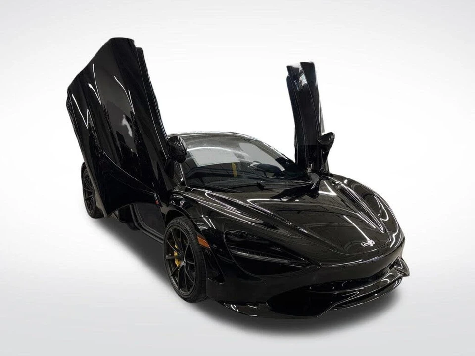 2025 McLaren 750S Spider - Image 25 of 29