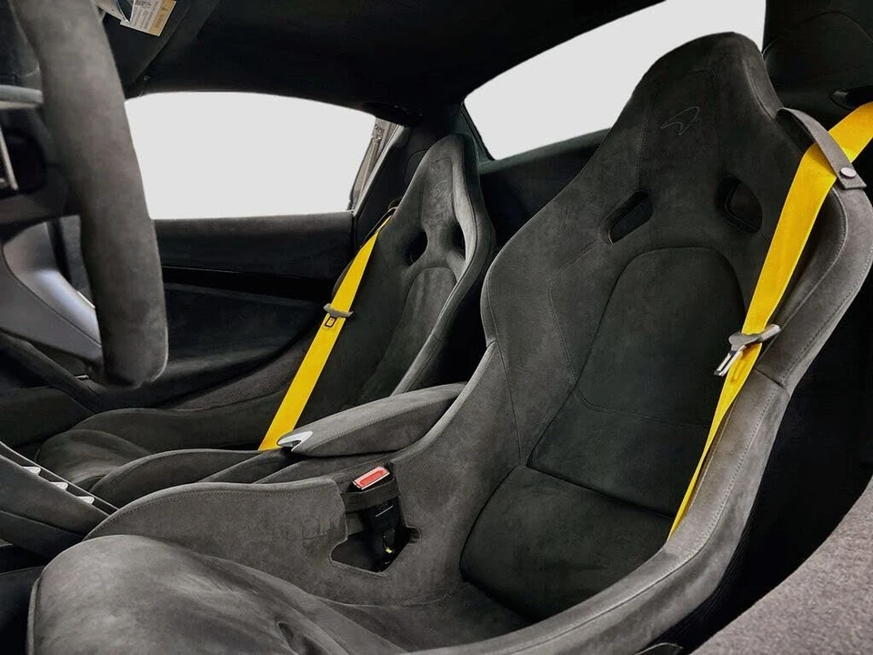 2025 McLaren 750S Spider - Image 15 of 29