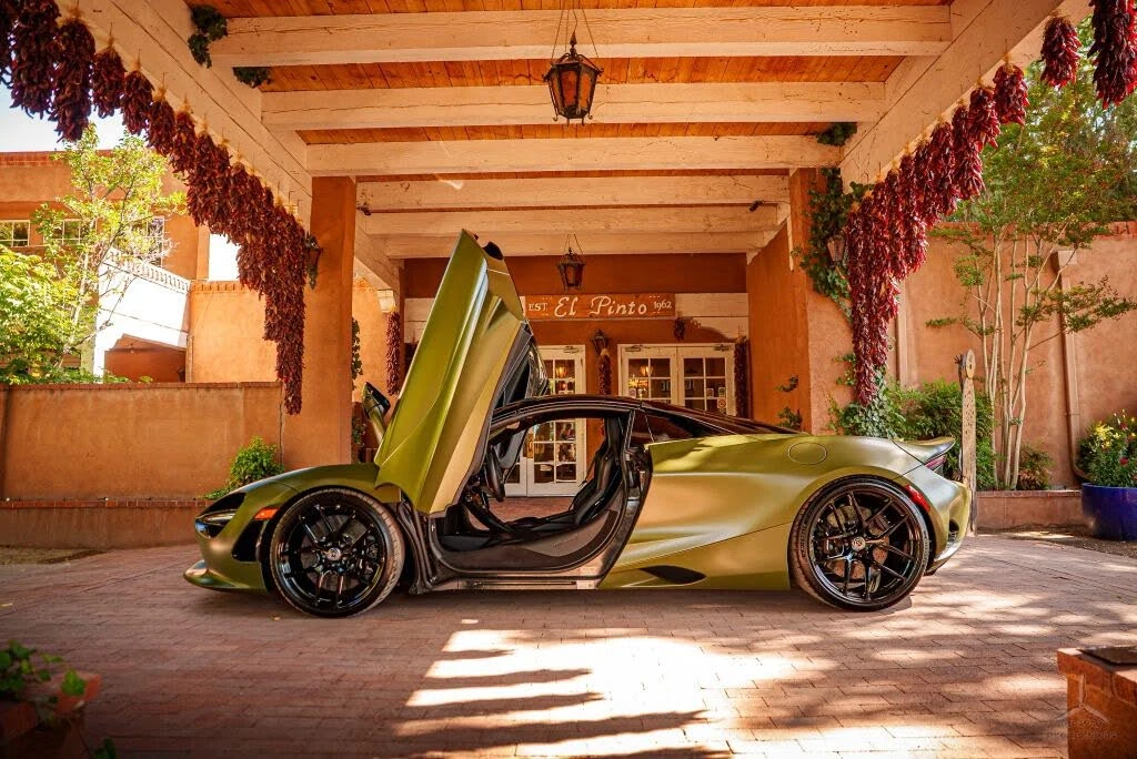 2025 McLaren 750S Spider - Image 2 of 6
