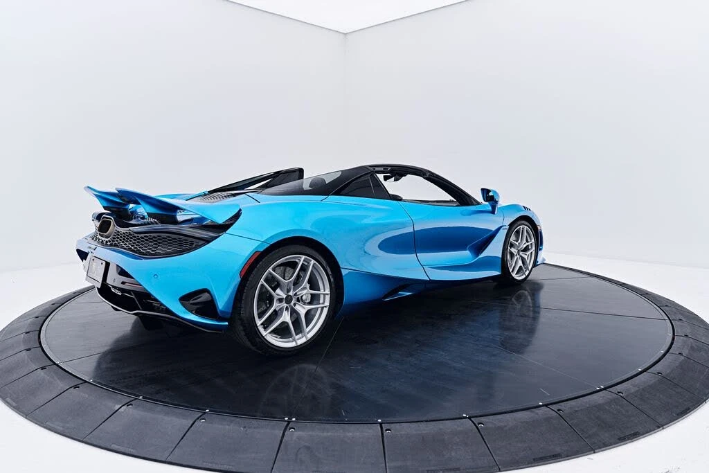 2025 McLaren 750S Spider - Image 22 of 31