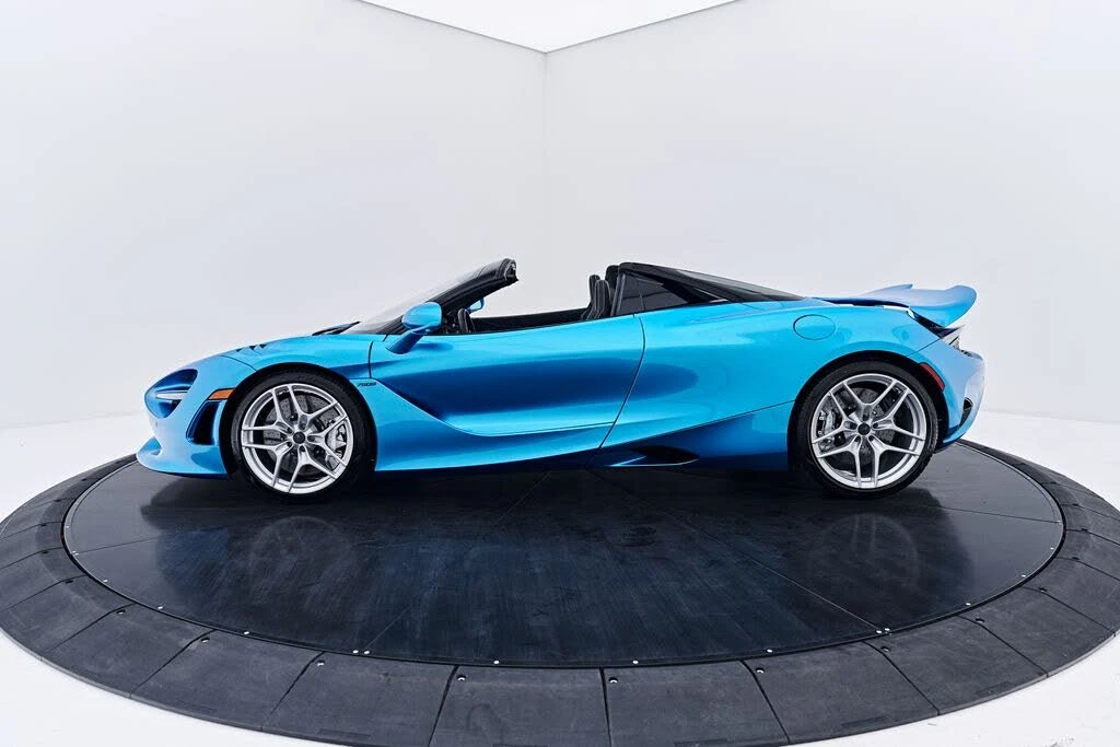 2025 McLaren 750S Spider - Image 19 of 31