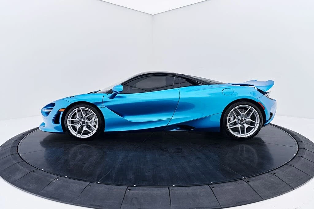 2025 McLaren 750S Spider - Image 12 of 31