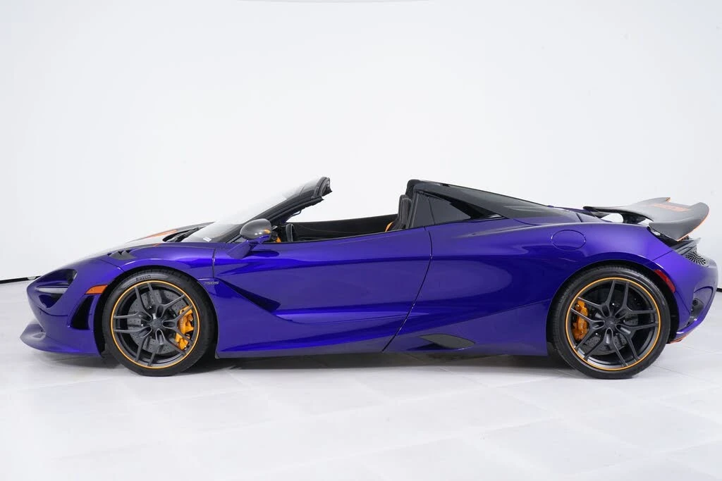 2025 McLaren 750S Spider - Image 2 of 28