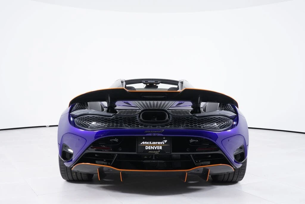 2025 McLaren 750S Spider - Image 6 of 28