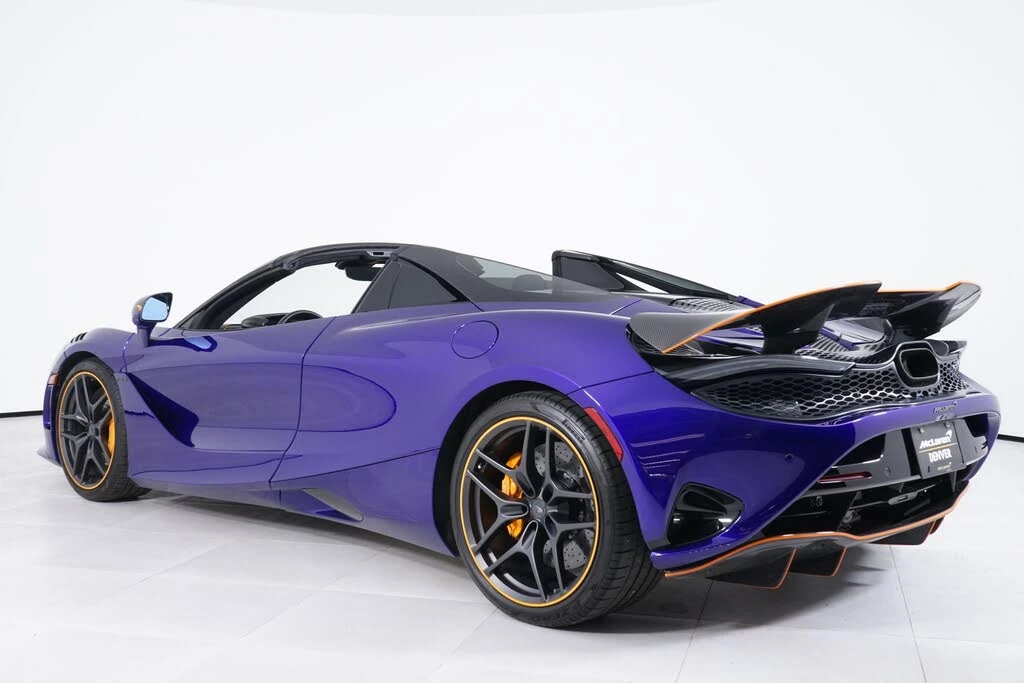 2025 McLaren 750S Spider - Image 3 of 28