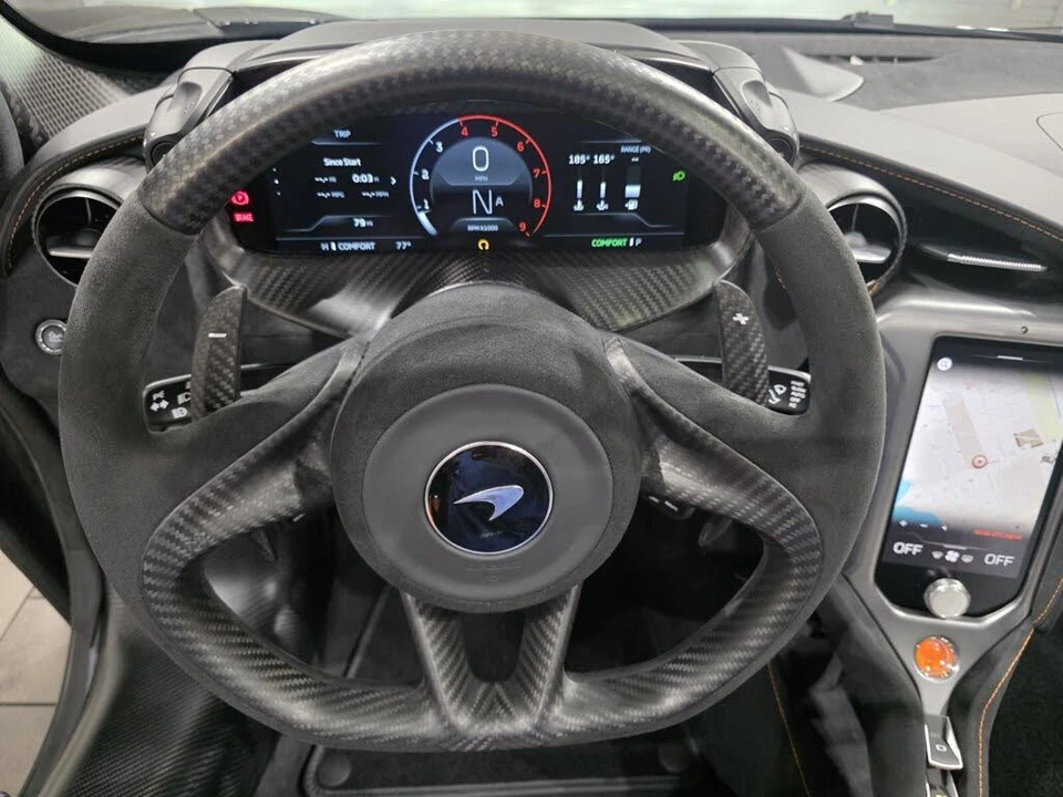 2025 McLaren 750S Spider - Image 10 of 30