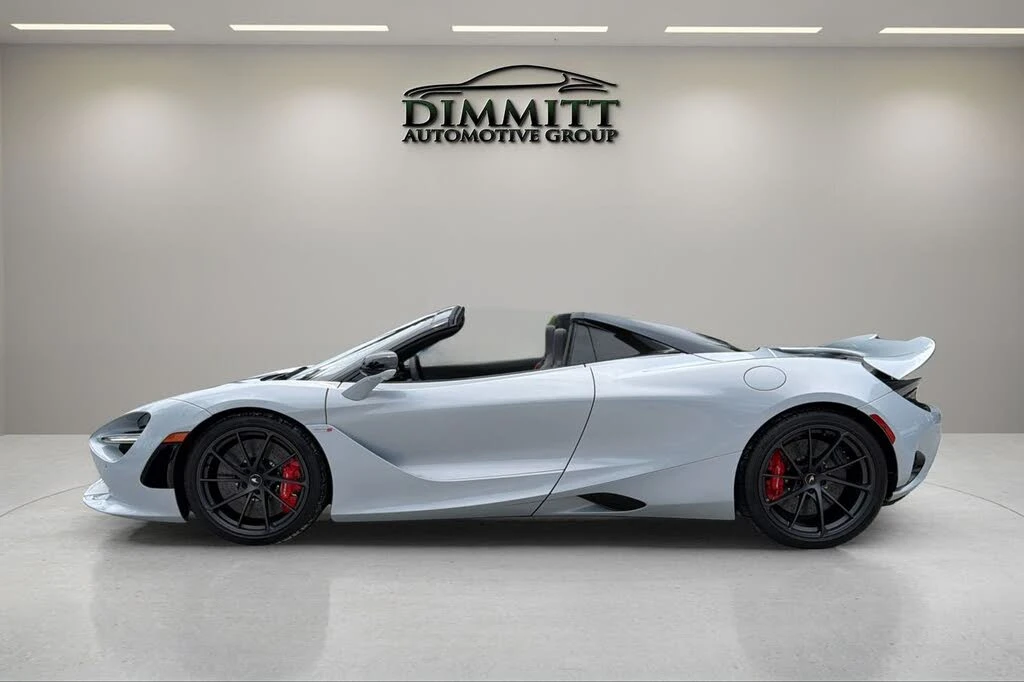 2025 McLaren 750S Spider - Image 9 of 30