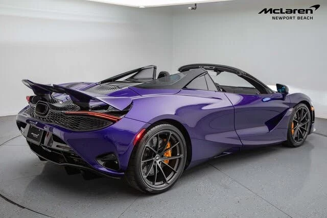 2025 McLaren 750S Spider - Image 6 of 25