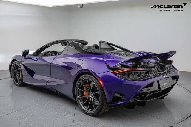2025 McLaren 750S Spider - Image 4 of 25