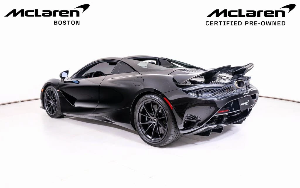 2025 McLaren 750S Spider - Image 4 of 24