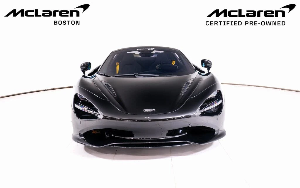 2025 McLaren 750S Spider - Image 10 of 24