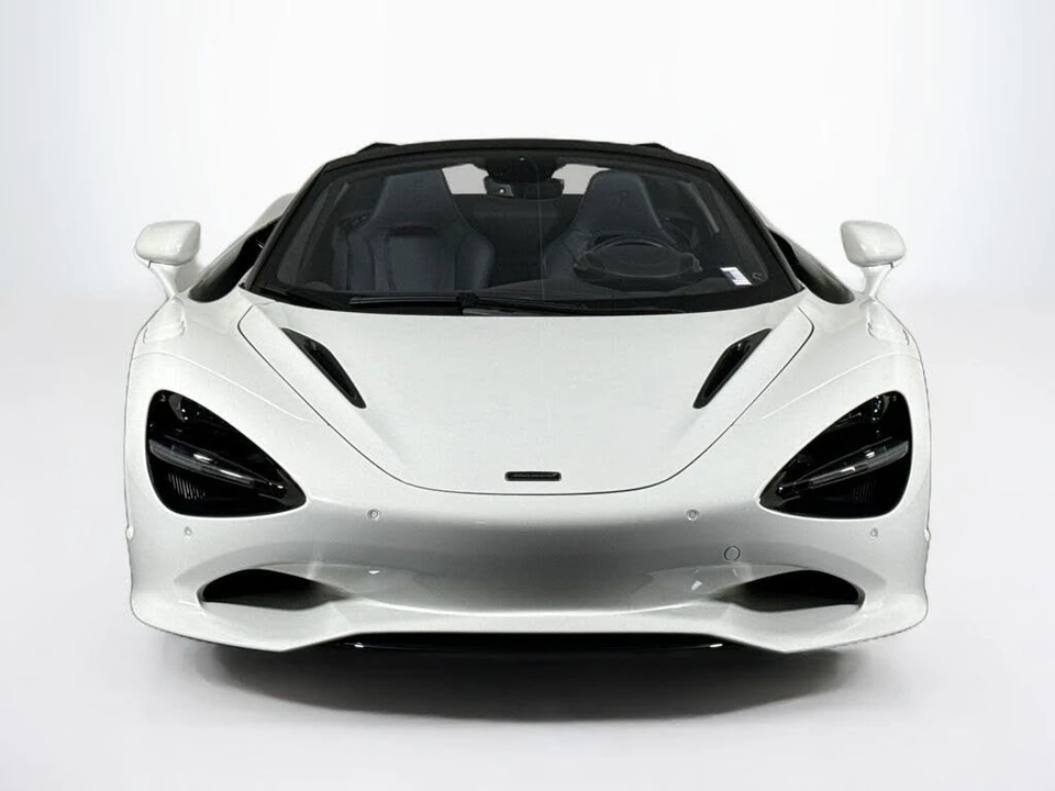 2025 McLaren 750S Spider - Image 8 of 28