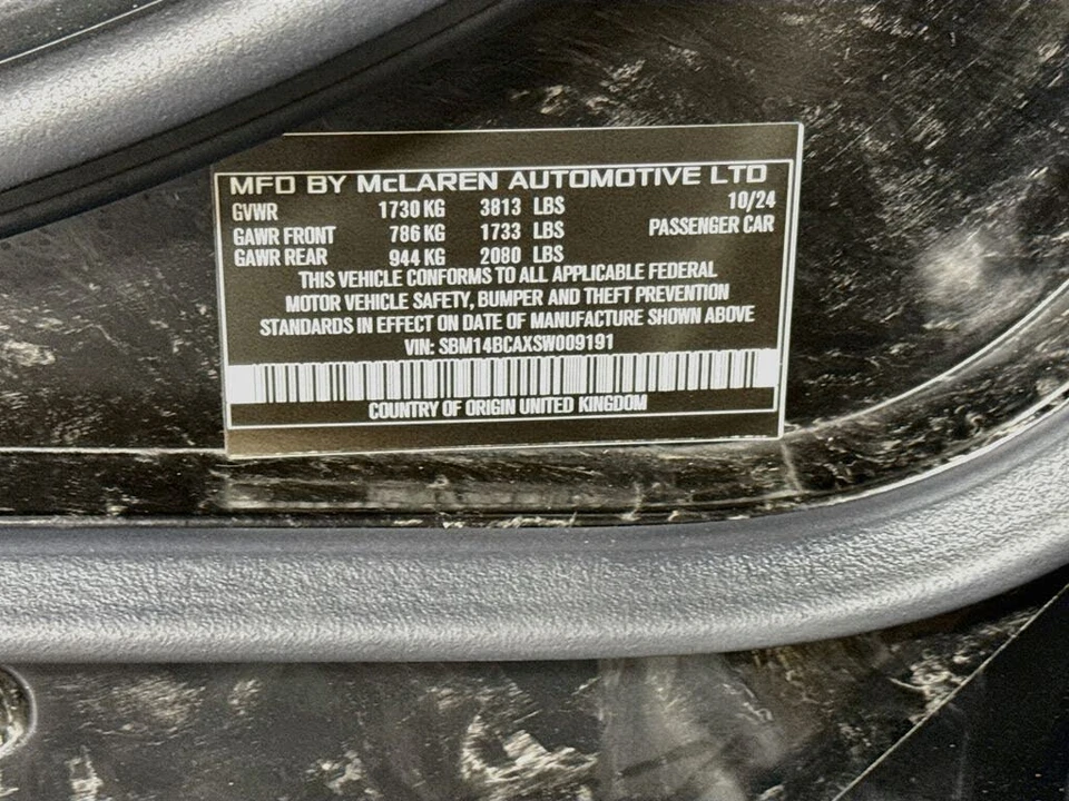 2025 McLaren 750S Spider - Image 28 of 28