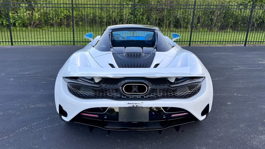 2025 McLaren 750S Spider - Image 5 of 31