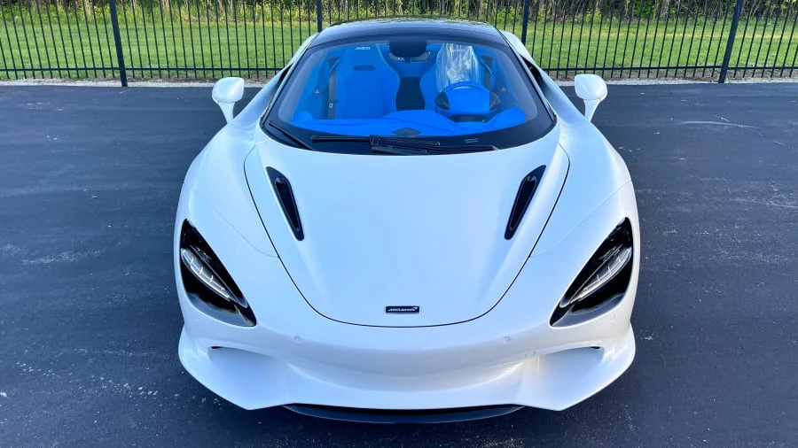 2025 McLaren 750S Spider - Image 7 of 31