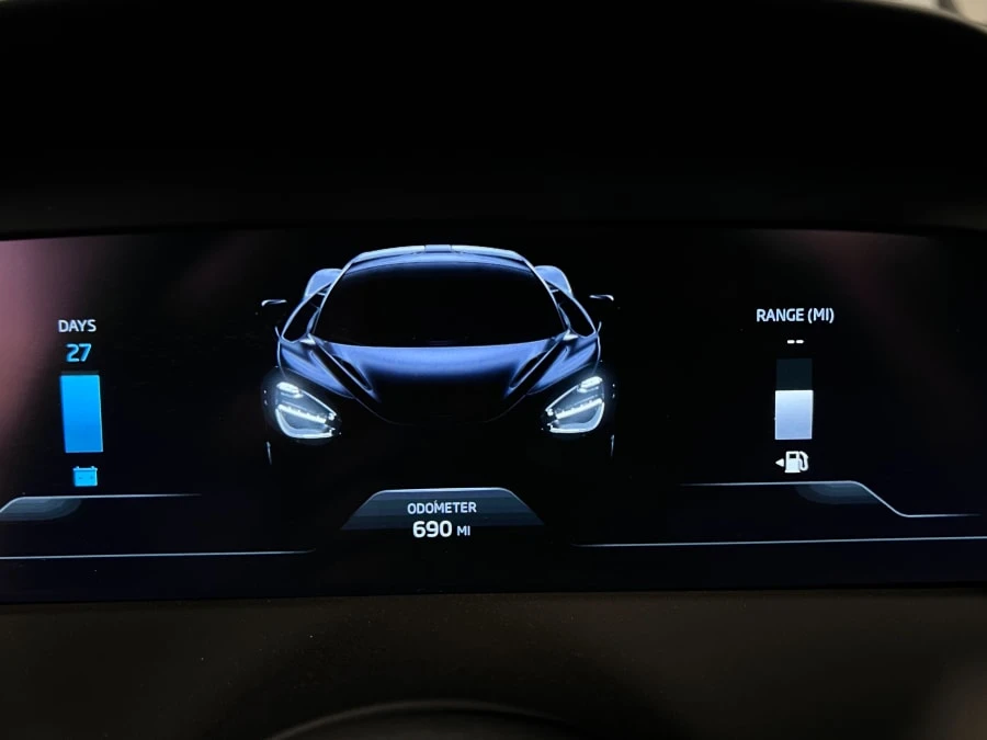 2025 McLaren 750S Spider - Image 23 of 31