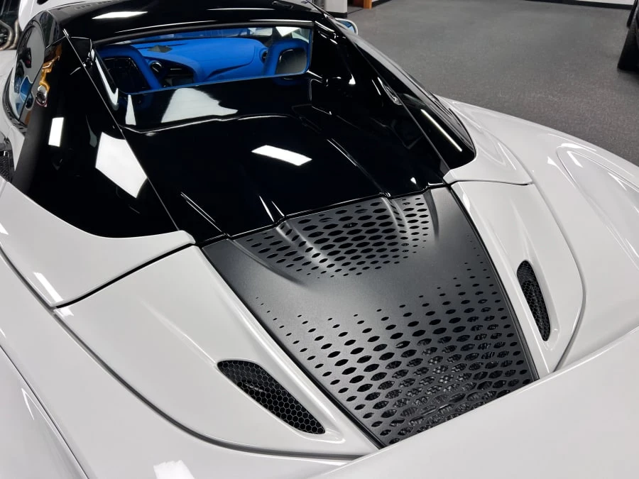 2025 McLaren 750S Spider - Image 21 of 31