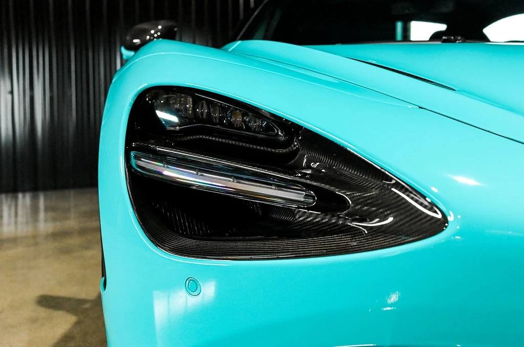 2025 McLaren 750S Spider - Image 27 of 31