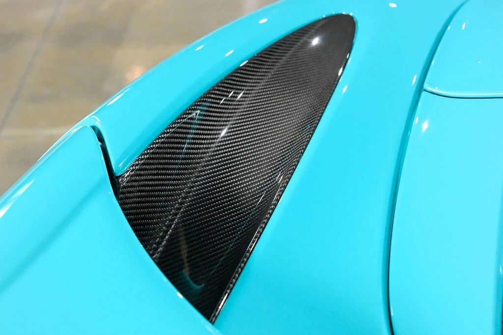 2025 McLaren 750S Spider - Image 14 of 31