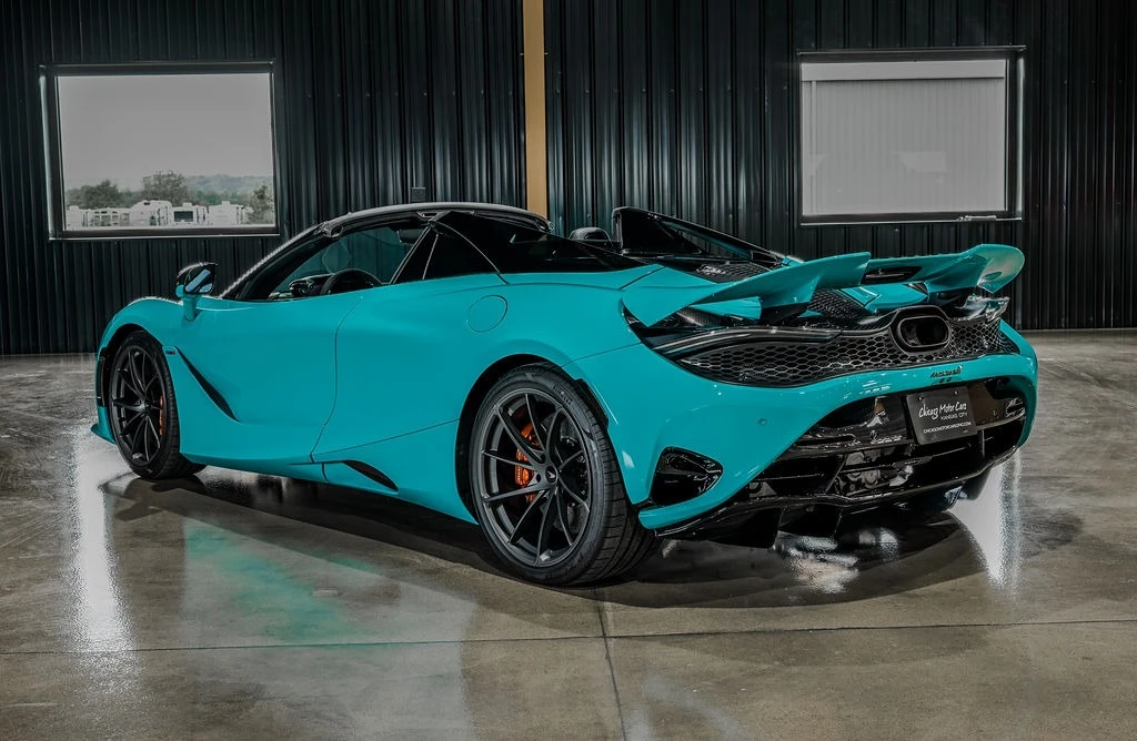 2025 McLaren 750S Spider - Image 23 of 31
