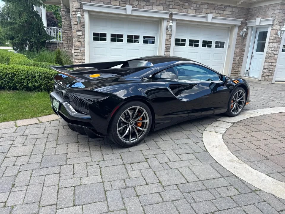 2025 McLaren Artura - Image 3 of 15
