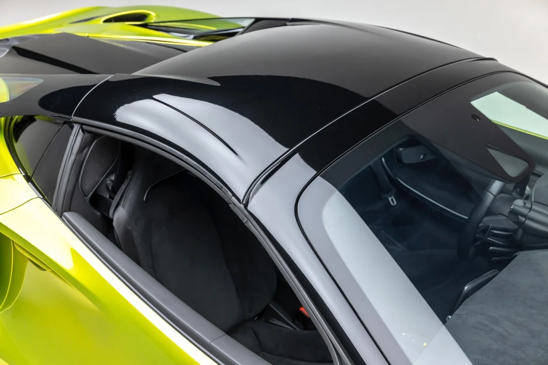 2025 McLaren Artura - Image 26 of 31