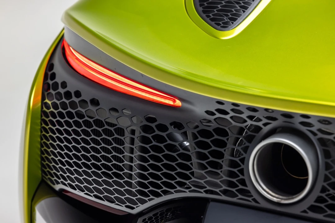 2025 McLaren Artura - Image 28 of 31