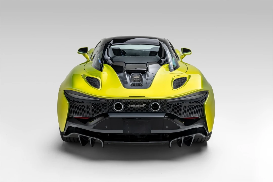 2025 McLaren Artura - Image 9 of 31