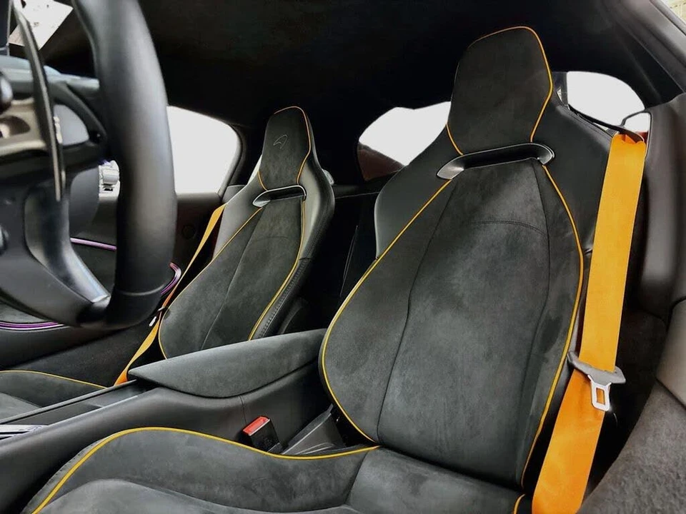 2025 McLaren Artura - Image 13 of 27