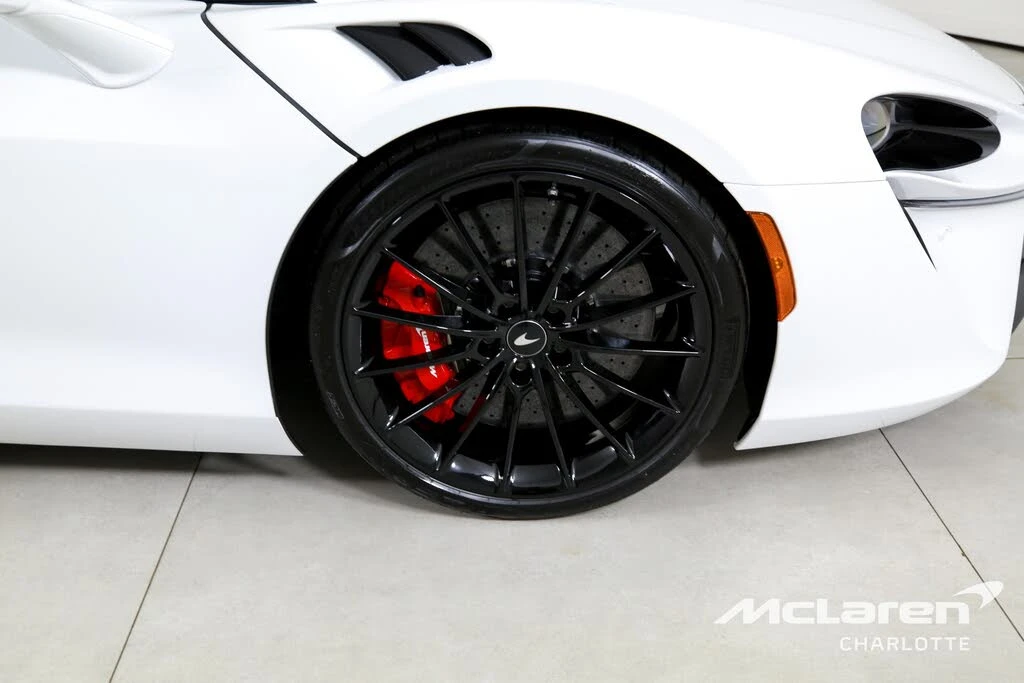 2025 McLaren Artura - Image 26 of 31