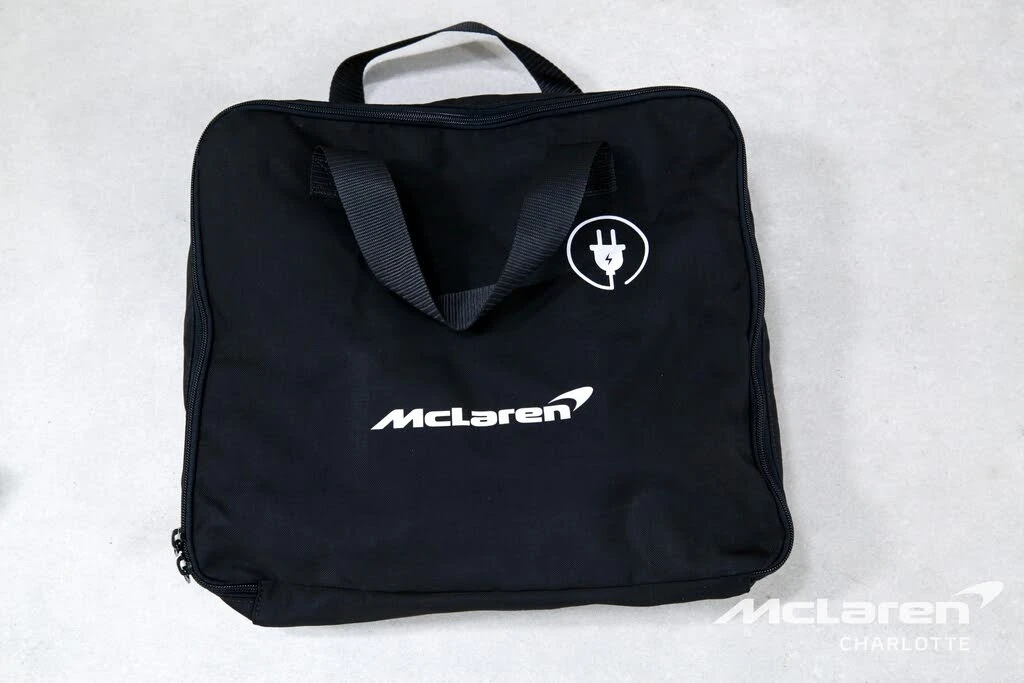 2025 McLaren Artura - Image 21 of 31
