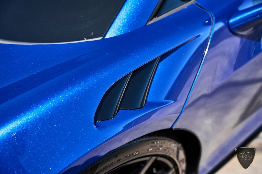 2025 McLaren Artura - Image 9 of 31