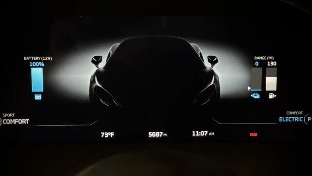 2025 McLaren Artura - Image 10 of 28