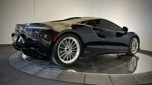 2025 McLaren Artura - Image 24 of 28