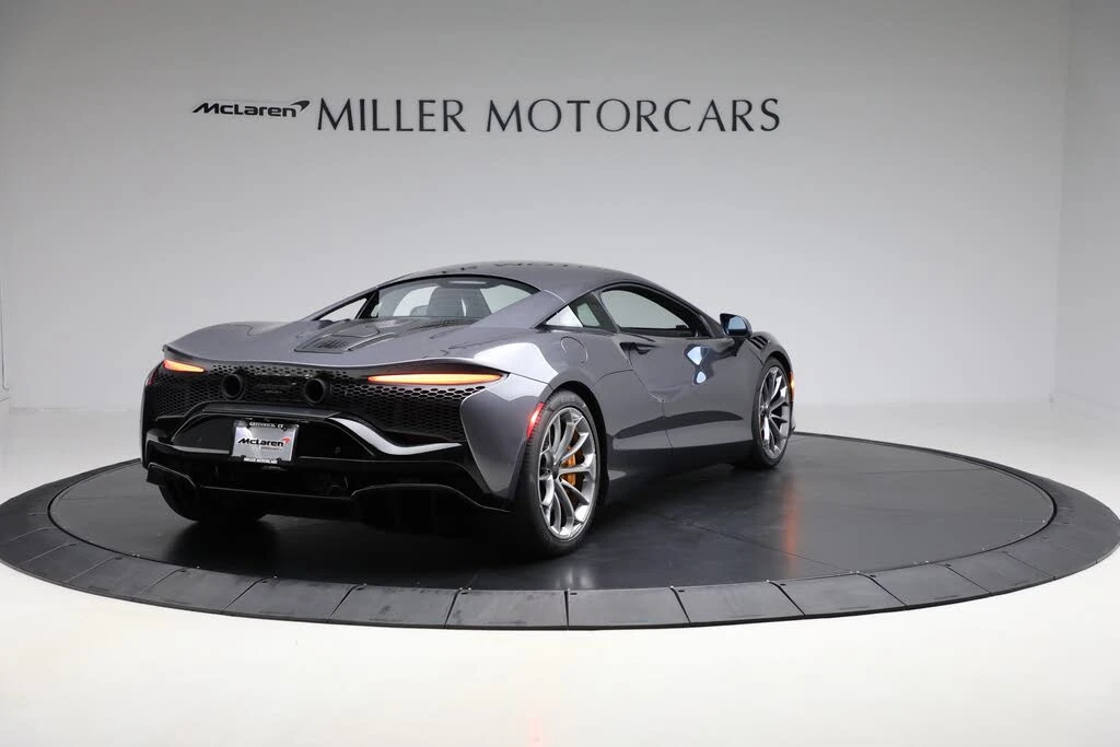 2025 McLaren Artura - Image 7 of 31