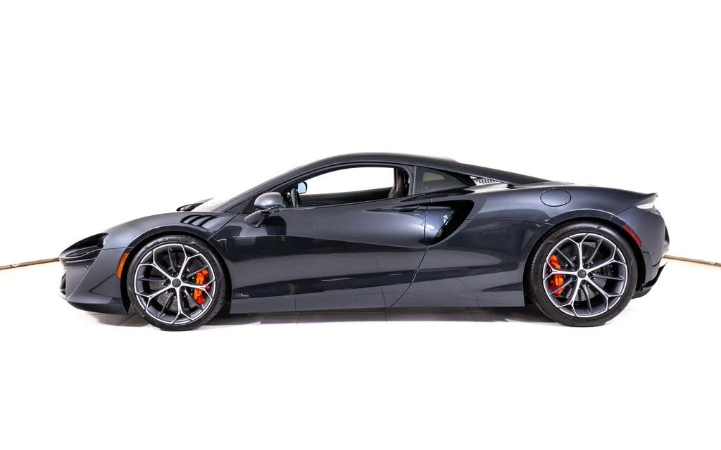2025 McLaren Artura - Image 2 of 24