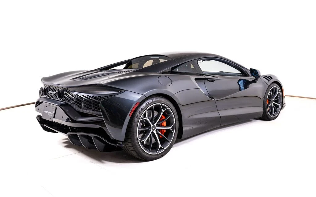 2025 McLaren Artura - Image 5 of 24