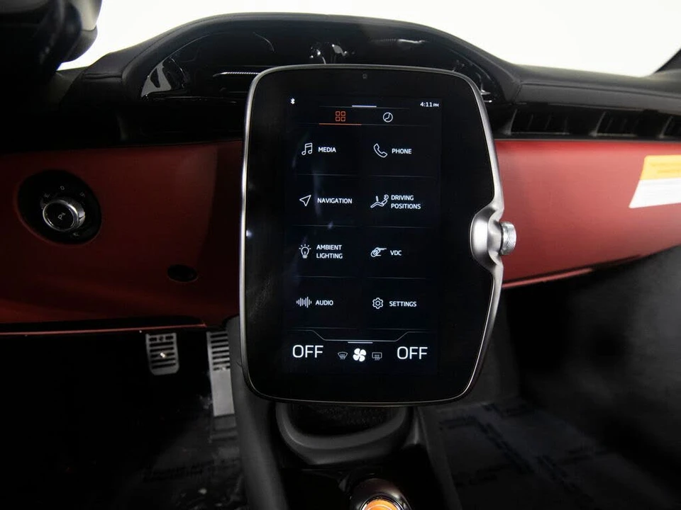 2025 McLaren Artura - Image 20 of 31