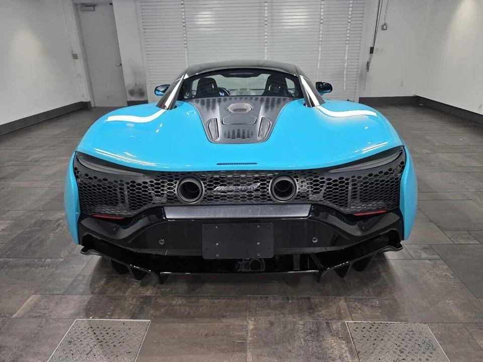 2025 McLaren Artura - Image 5 of 21