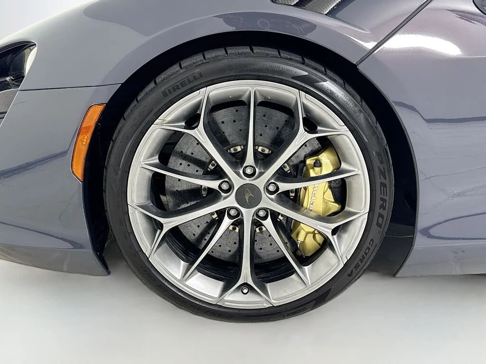2025 McLaren Artura - Image 9 of 24