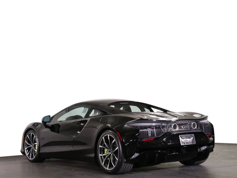 2025 McLaren Artura - Image 10 of 31