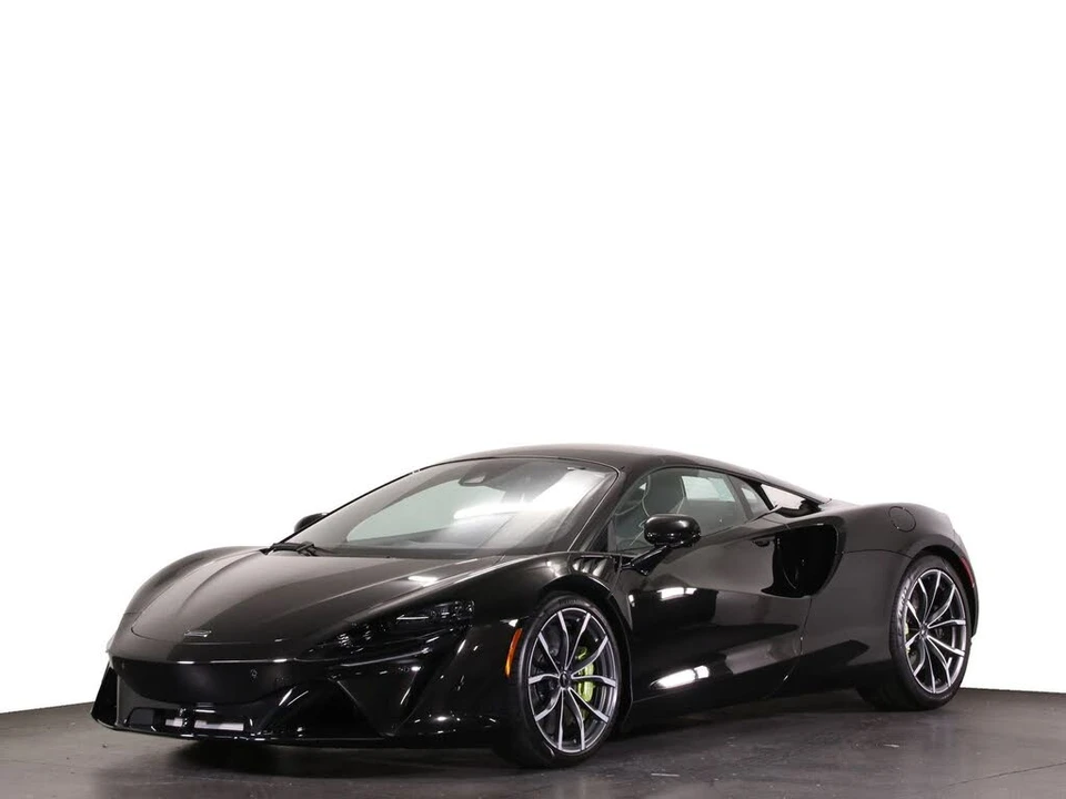 2025 McLaren Artura - Image 3 of 31