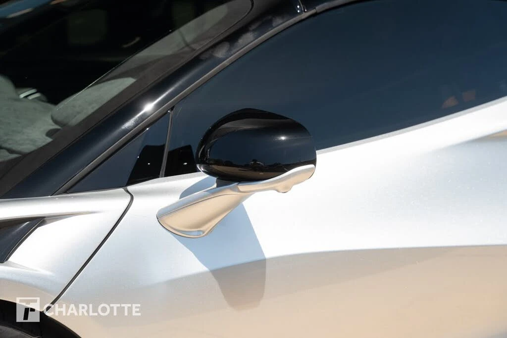 2025 McLaren Artura - Image 7 of 31